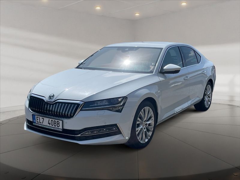 Škoda Superb 1,4 PHEV 160 L&K DSG - fotka 3 z 11