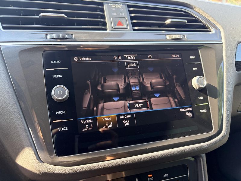 Volkswagen Tiguan 1.5TSI DSG MATRIX VIRTUAL - fotka 45 z 58