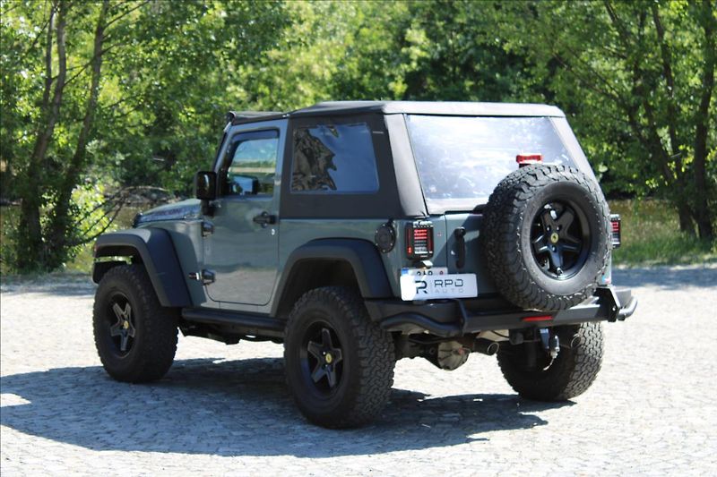 Jeep Wrangler 2.8 CRD/10th-Anniversary/CZ - fotka 5 z 49