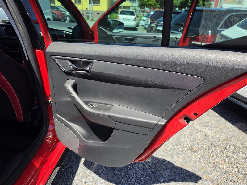 Škoda Fabia 1.2 TSI 81KW Monte Carlo Pano - fotka 23 z 26
