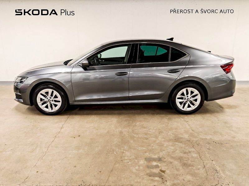 Škoda Octavia (2025) 1.5 TSI 110 kW DSG Top Selecti - fotka 3 z 31