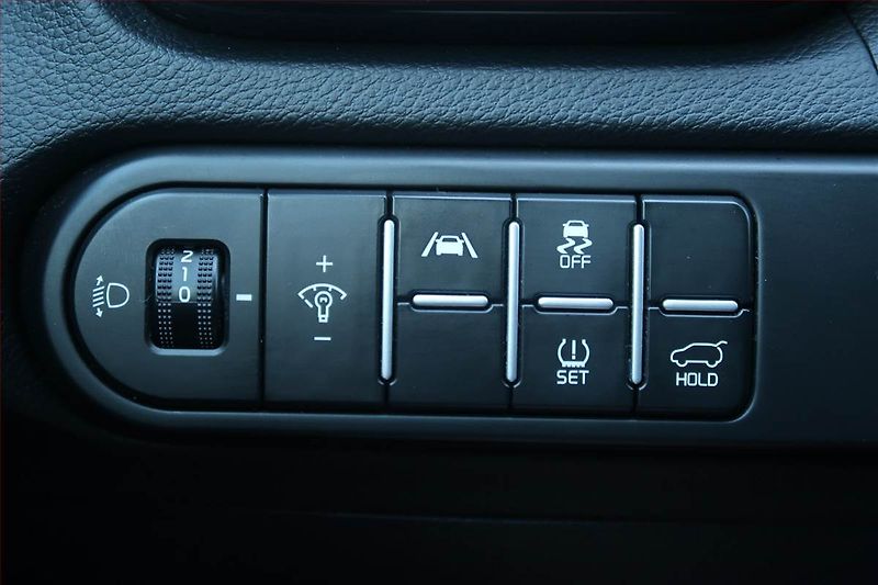 Kia XCeed (2023) Gold 1.5 T-GDI, Serv.kniha - fotka 21 z 25