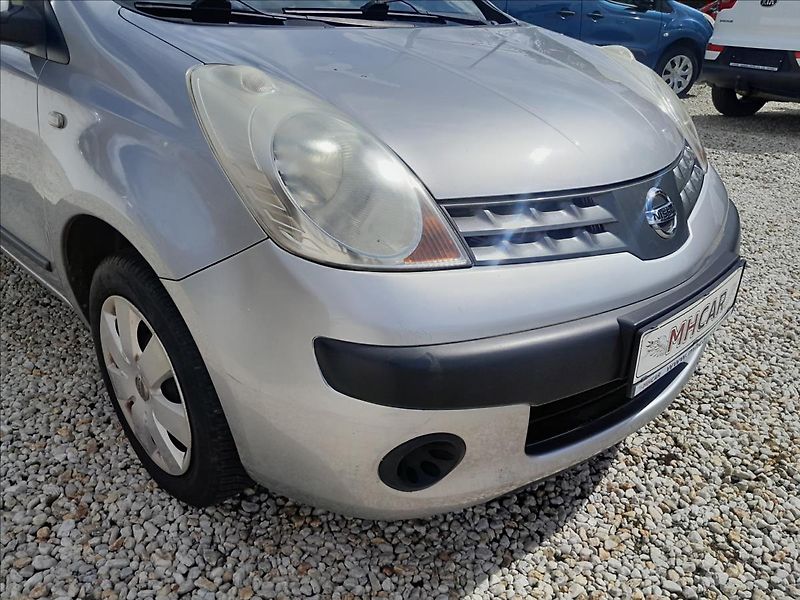 Nissan Note 1,4 i - fotka 11 z 41