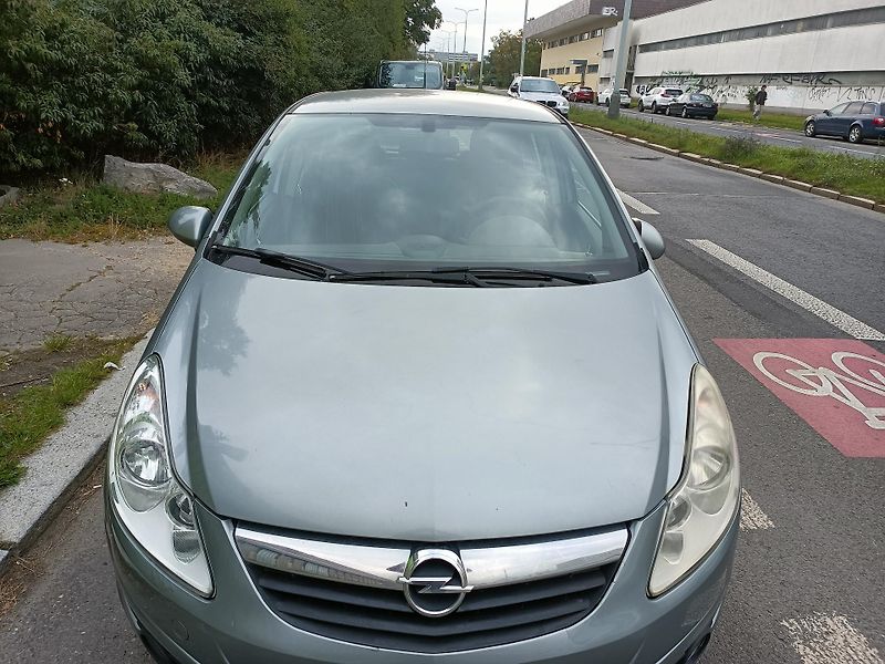 Opel Corsa (2010) Opel Corsa D 1.2  - fotka 1 z 4