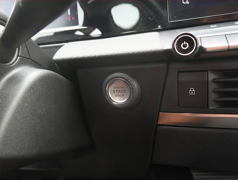 Opel Astra (2022) Elegance 1.2 Turbo, Serv.kniha - fotka 17 z 18