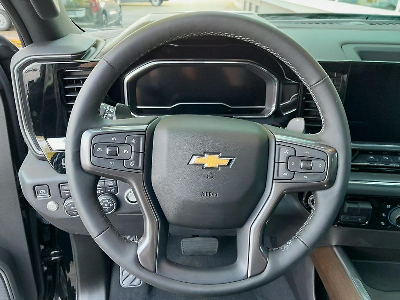 Chevrolet Silverado (2025) 6,2 V8 LPG  High Country  - fotka 36 z 52