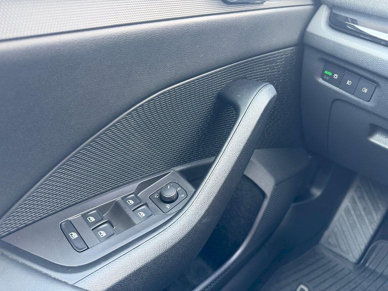Škoda Octavia (2022) Combi 1.5 TSI 110kW Style Plus - fotka 10 z 35