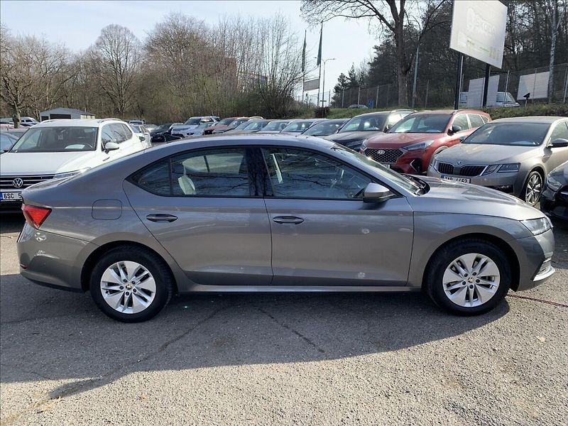 Škoda Octavia 1,0 TSI DSG AMB.,1.MAJITEL,ČR, - fotka 4 z 21