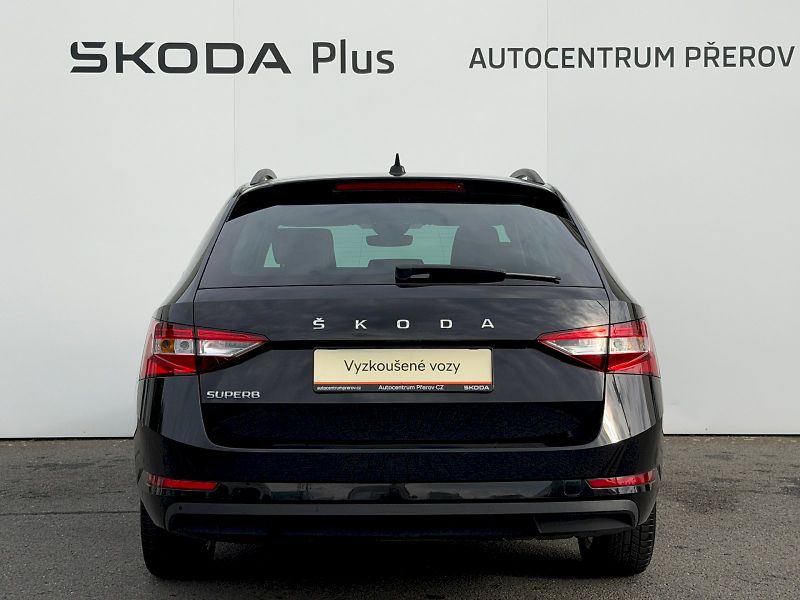 Škoda Superb (2022) 2.0 TDI 110kW DSG Business - fotka 33 z 35