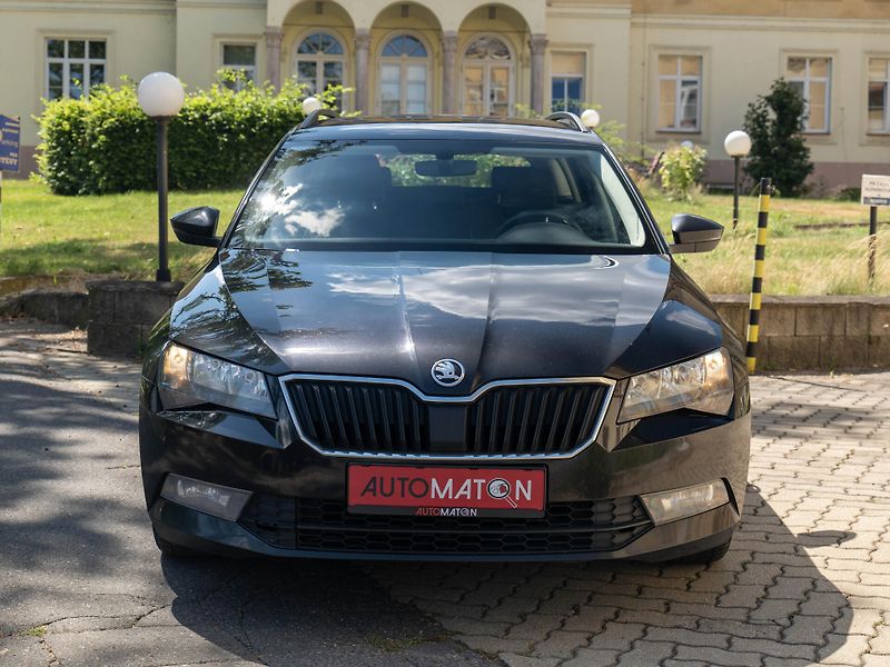Škoda Superb 1.4 TSI Smartlink DAB PDC - fotka 2 z 28