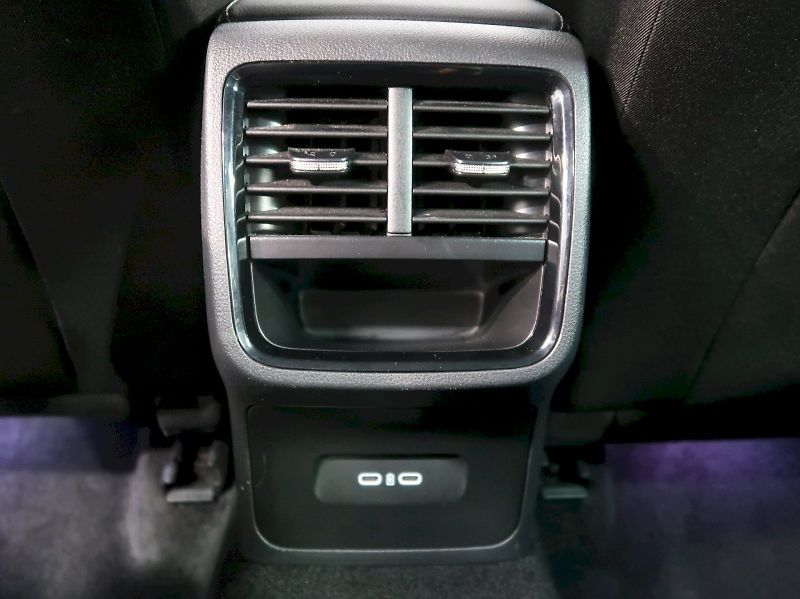 Škoda Octavia (2024) FRESH PLUS 1.5TSI 110 kW ZÁRUK - fotka 31 z 37