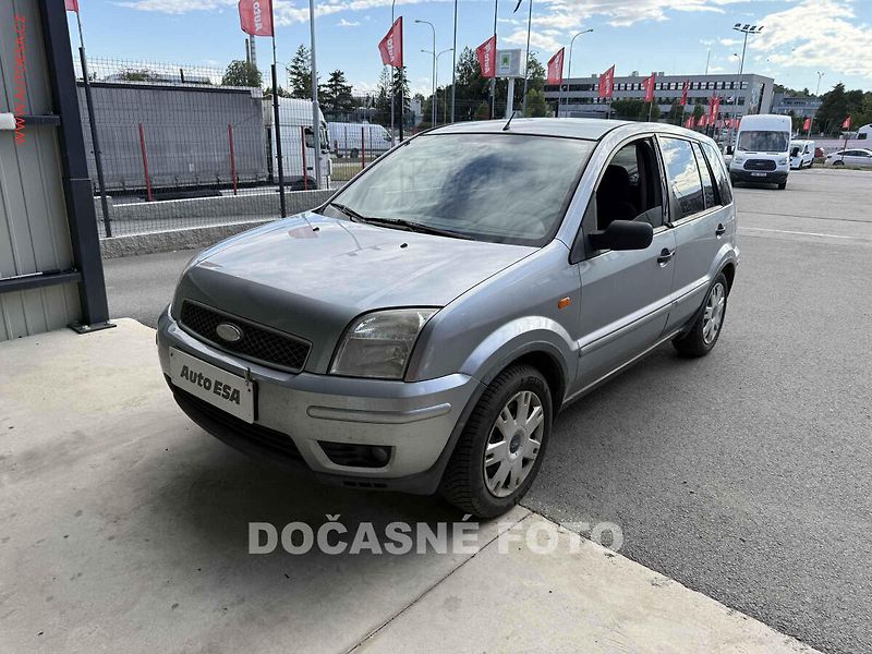Ford Fusion (2004) 1.6i, AC, TZ - fotka 1 z 3