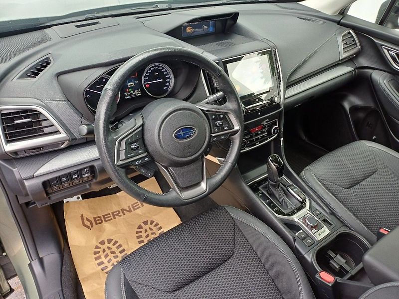 Subaru Forester COMFORT e-Boxer FB 20 110 kW C - fotka 8 z 28