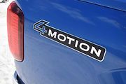 Volkswagen Amarok – s modrými auty se šestiválcovými turbodiesely jsme jezdili na silnicích.