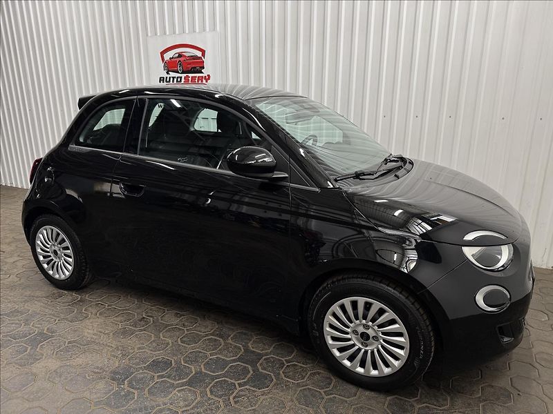 Fiat 500e ELECTRIC DRIVE 70kW ACTION - fotka 11 z 32