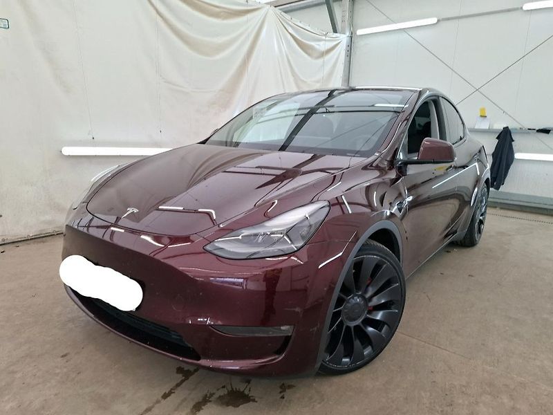 Tesla Model Y PERFORMANCE       PŘIPRAVUJEME - fotka 2 z 9