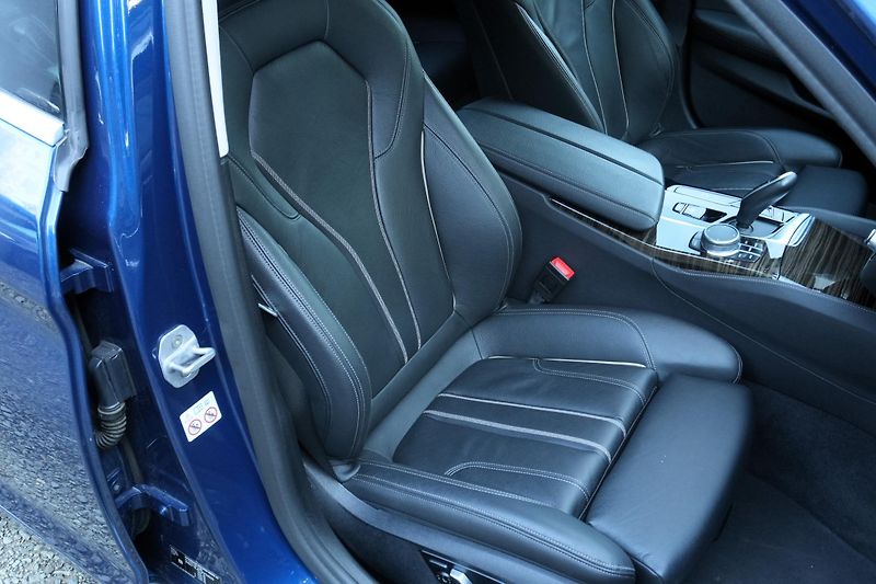 BMW Řada 5 540i xDrive, ČR, ACC, Harman - fotka 40 z 40