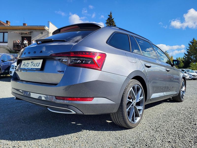 Škoda Superb 2.0 TDi DSG 4x4 SPORTLINE - fotka 35 z 46