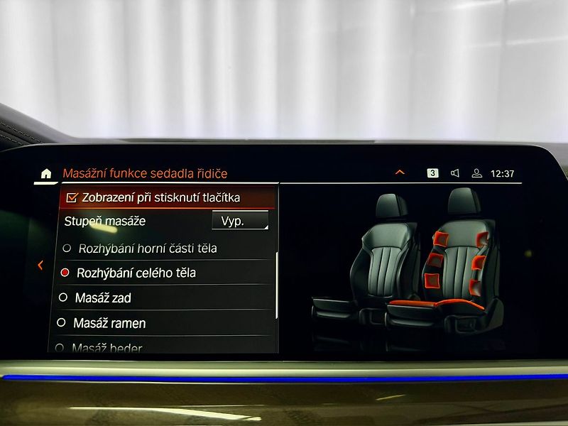 BMW X5 M50i xDrive, LASER, MASÁŽE, HE - fotka 25 z 34