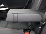 Mercedes-Benz GLB 2,0 250 4Matic AMG Line - náhled 30