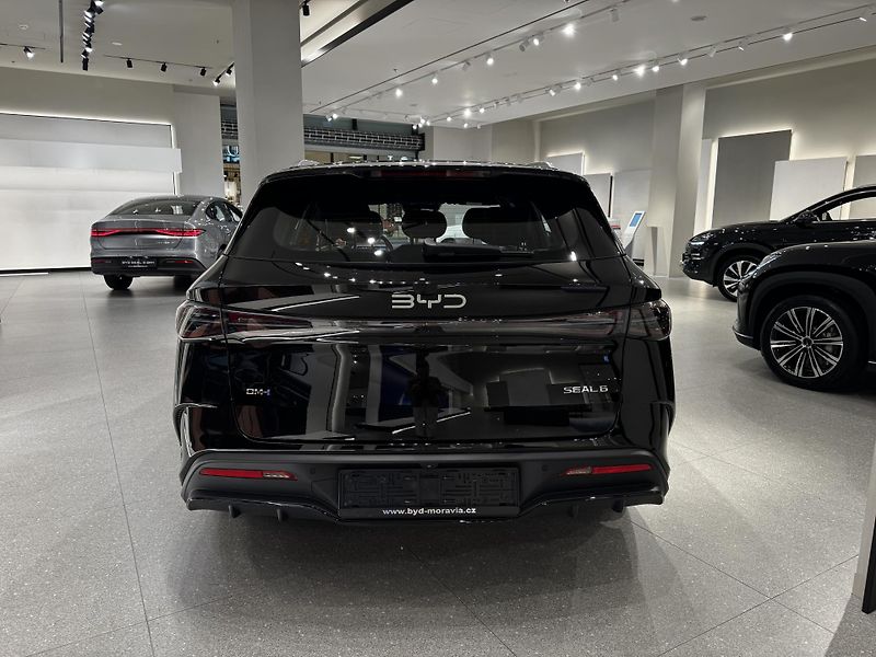 BYD Seal 6 (2025) DM-i Touring Boost SuperHybrid - fotka 3 z 9