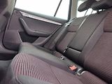 Škoda Octavia (2013) Combi Elegance plus 2,0 Tdi 11 - náhled 26