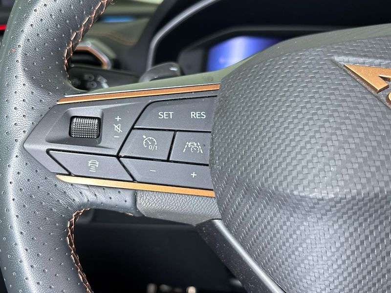 Cupra Formentor VZ DSG - fotka 23 z 28