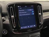 Volvo XC40 B4 AWD DARK PLUS AUT CZ - náhled 52