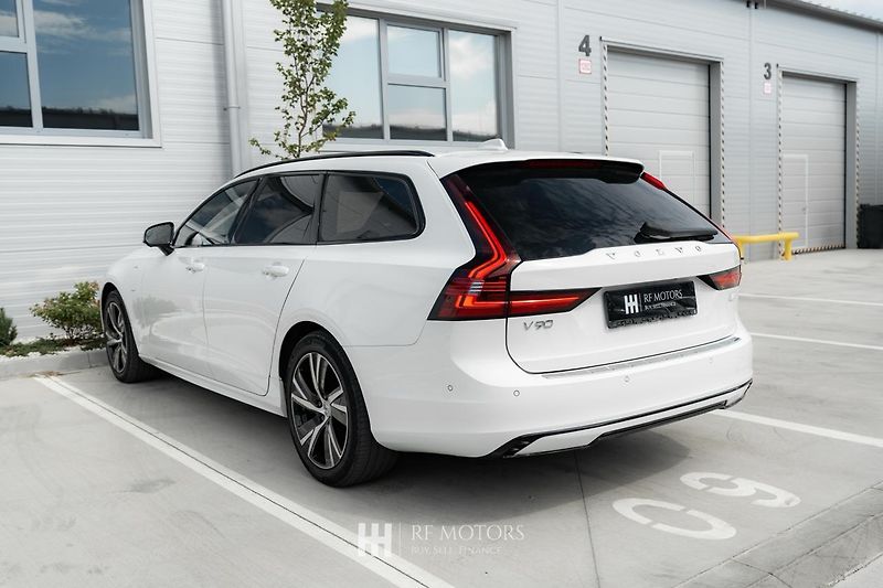 Volvo V90 (2021) - fotka 14 z 51