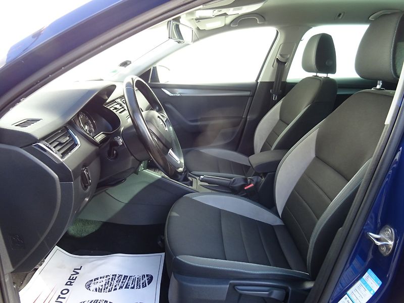 Škoda Octavia (2017) 2.0TDi,110kW,S.kn,klim,webasto - fotka 11 z 23