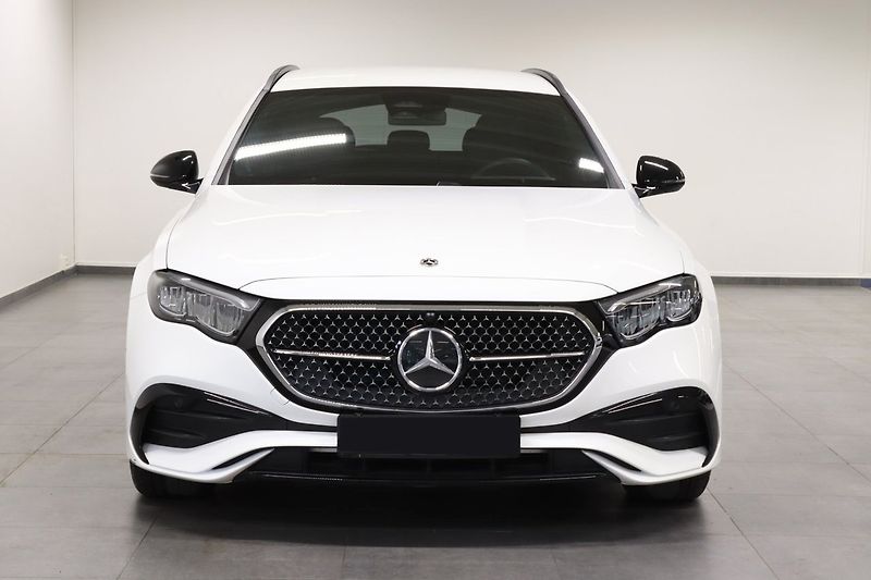 Mercedes-Benz Třídy E 220d 4M AMG Burm NezTop - fotka 2 z 24