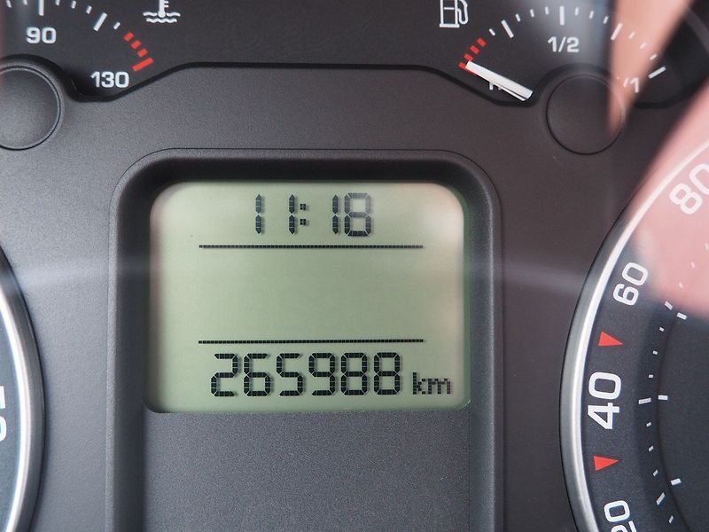 Škoda Octavia (2008) 1.9 TDI, 77 kW - fotka 24 z 42