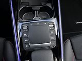 Mercedes-Benz GLB 220d-4MATIC-AMG-140KW - náhled 26