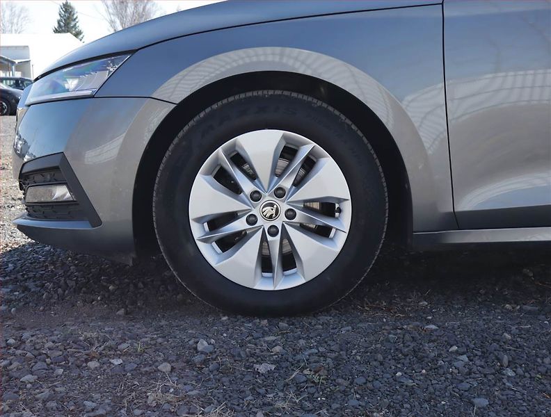 Škoda Octavia (2022) Ambition 2.0 TDI, Automat - fotka 15 z 21