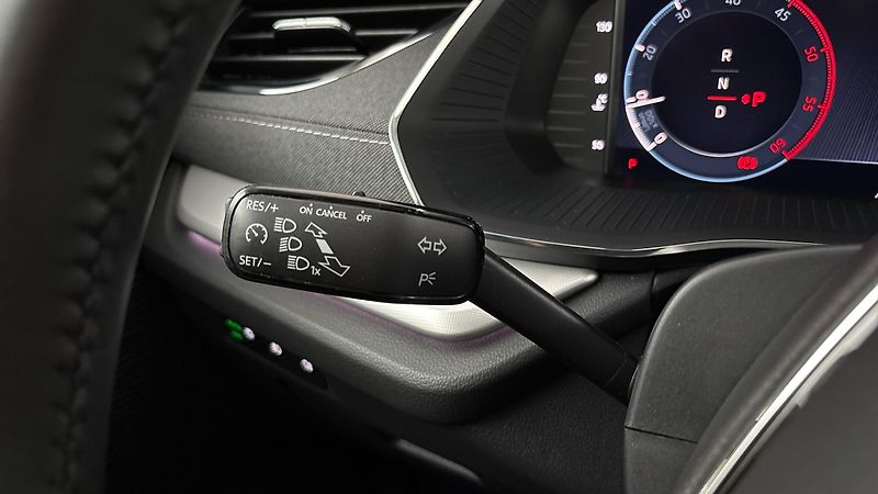 Škoda Octavia 2.0 TDI DSG Style - fotka 14 z 25