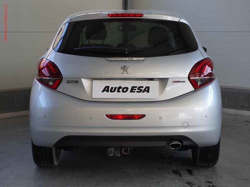 Peugeot 208 (2017) 1.2PT, GT Line, navi, TZ - fotka 5 z 22