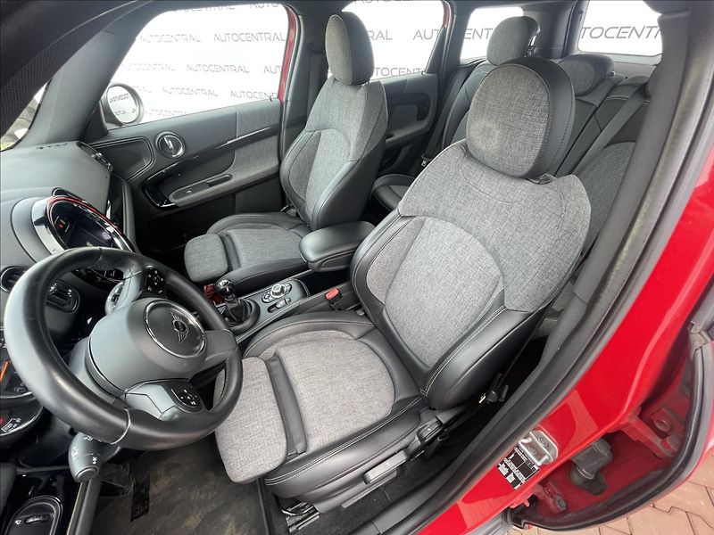 Mini Countryman 2,0 D,Cooper,100kW,STK 3/28,se - fotka 10 z 24