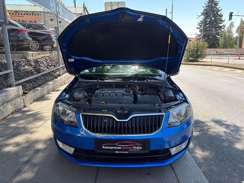 Škoda Octavia 1.6TDI/2015/ELEGANCE,ČR,MANUÁL - fotka 14 z 52