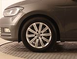 Volkswagen Touran (2016) Highline 1.6 TDI, Navi - náhled 14