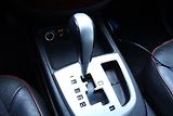 Hyundai Santa Fe 2.2CRDi 114kW AWD A/T TAŽNÉ ČR - náhled 17