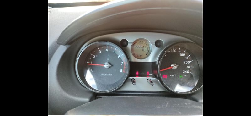 Nissan Qashqai (2007) 2.0 4WD - fotka 7 z 28