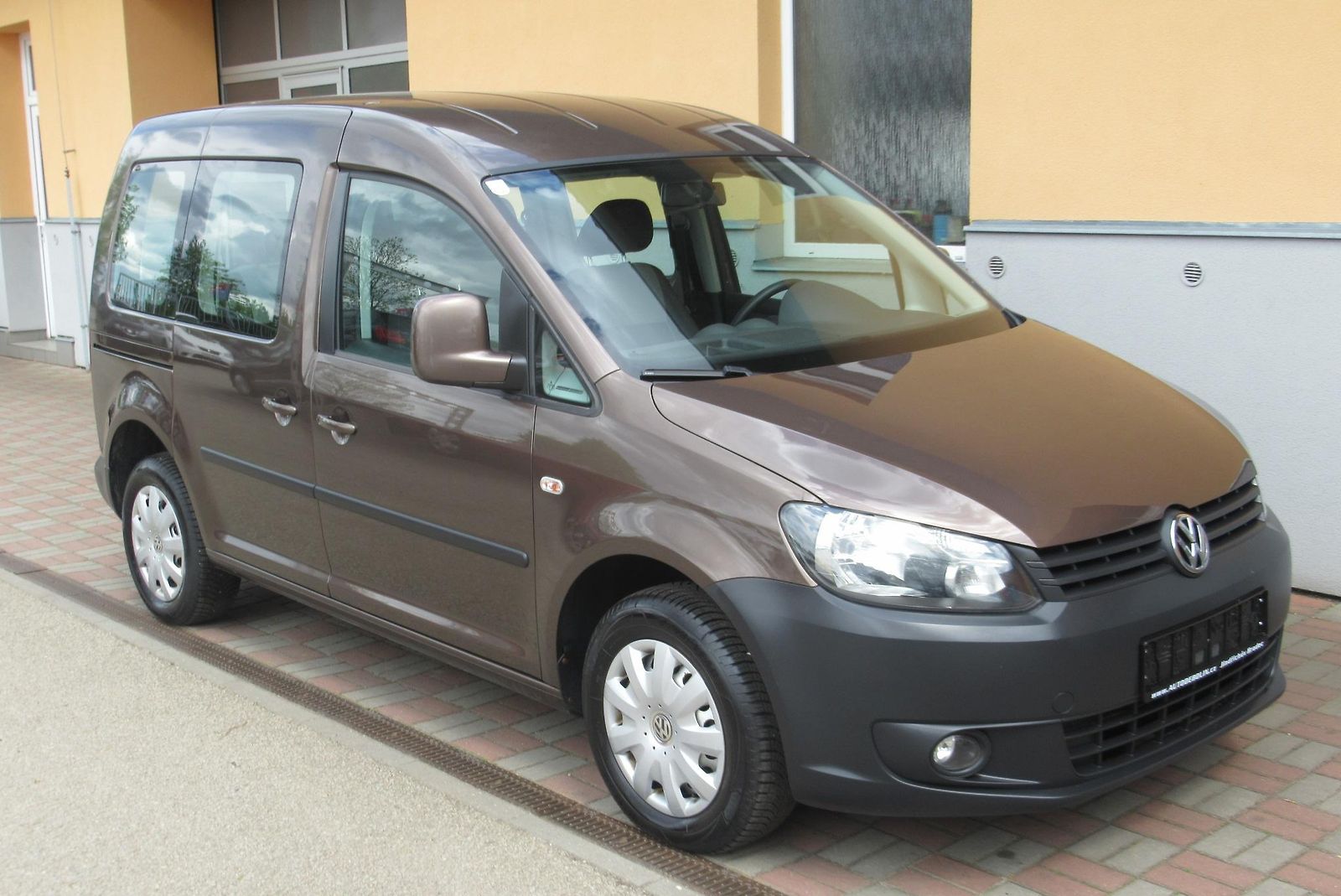Volkswagen Caddy 1.6 TDI KLIMA TAŽNÉ