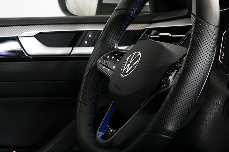 Volkswagen Arteon Shooting Brake R 2.0TSI 235kW DSG Tažné DCC - fotka 16 z 30
