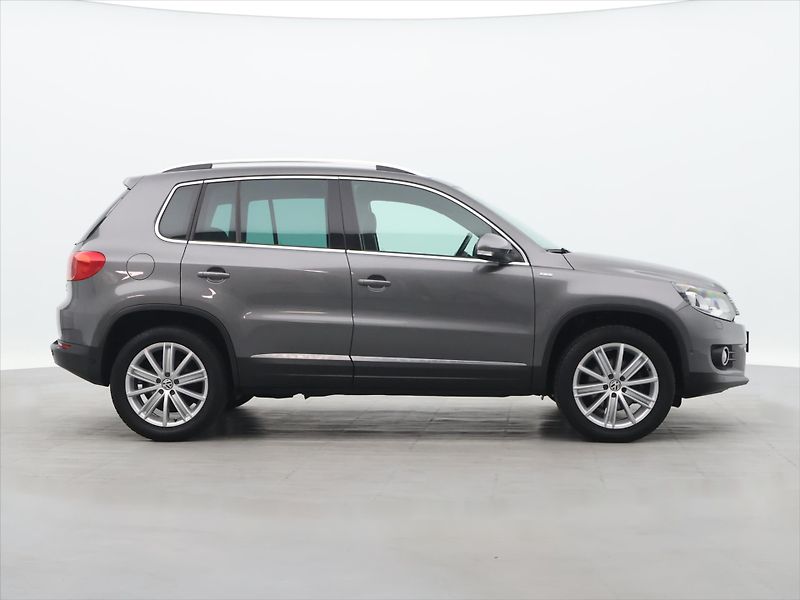 Volkswagen Tiguan 2,0 TDI 103kW Sport&Style 1.Ma - fotka 3 z 28