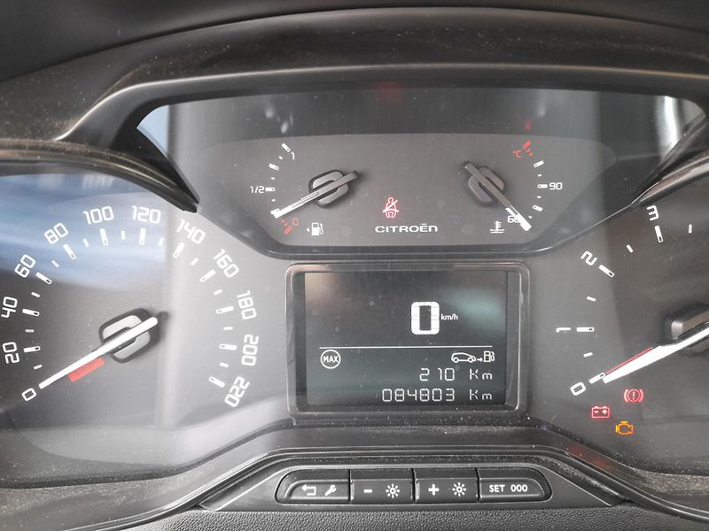 Citroën C3 (2020) 1,2 PureTech 82k NAVIGACE - fotka 29 z 38