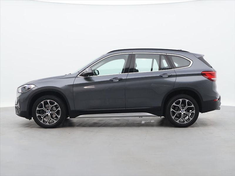 BMW X1 2.0 18d sDrive 110kW CZ - fotka 4 z 31