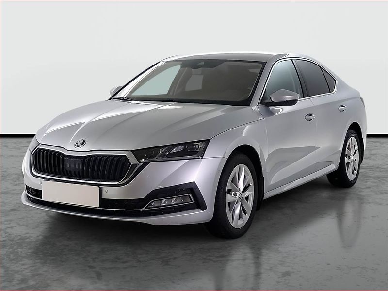Škoda Octavia (2023) Style 2.0 TDI, Tempomat - fotka 2 z 16