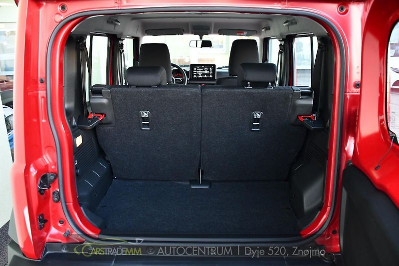 Suzuki Jimny 1,5 GLX AUTOMAT, 4X4 LONG - fotka 44 z 48