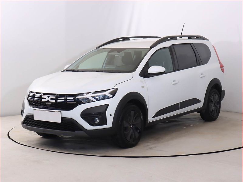 Dacia Jogger (2025) Expression 1.0 TCe, LPG - fotka 2 z 22