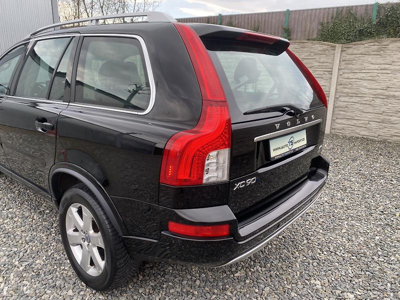 Volvo XC90 2.5TDi D5 200PS 7M 196000KM 1A - fotka 38 z 161